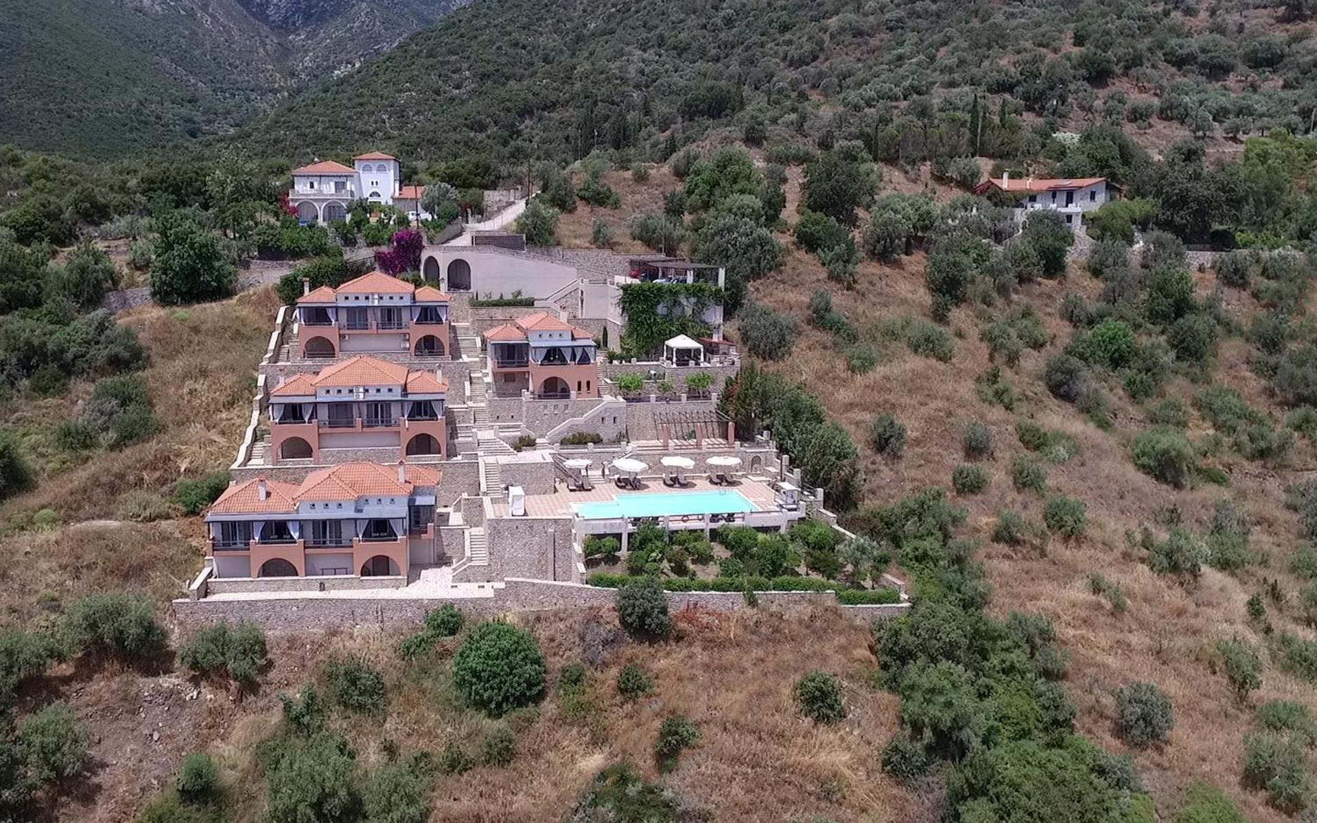 Apelon Tiritas Villas Leonidio Exterior photo