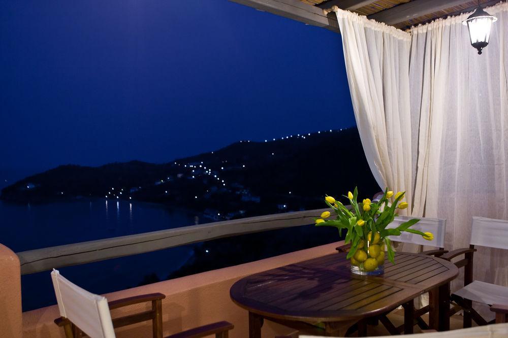 Apelon Tiritas Villas Leonidio Exterior photo