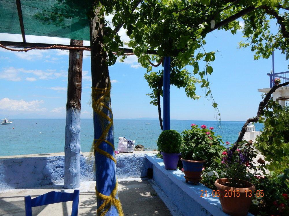 Apelon Tiritas Villas Leonidio Exterior photo
