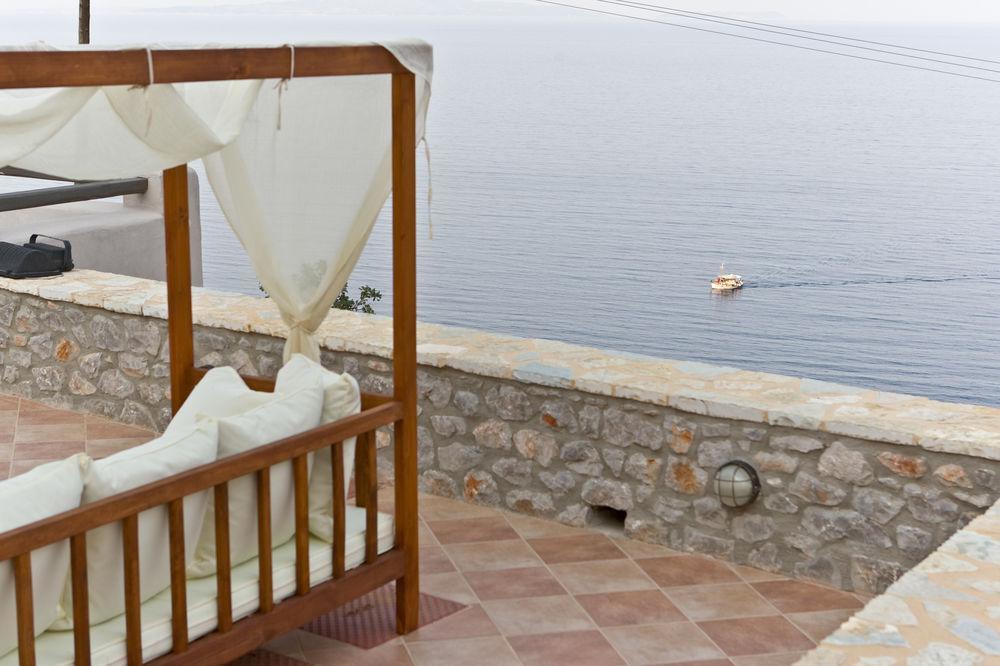 Apelon Tiritas Villas Leonidio Exterior photo